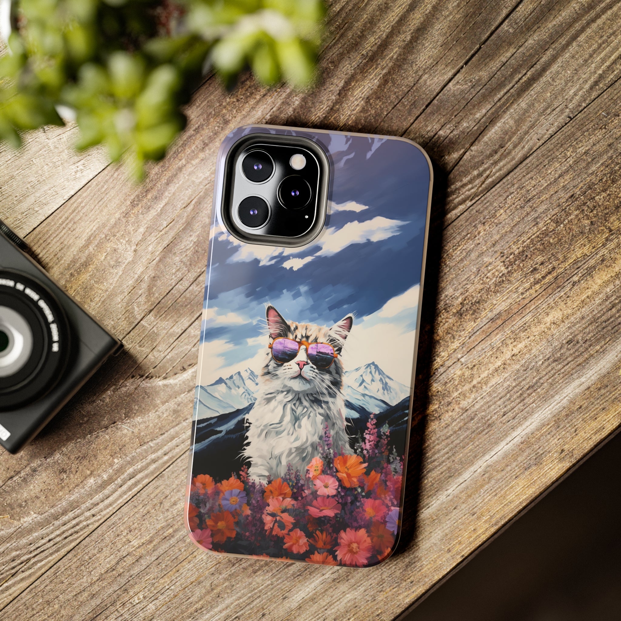 Maine Coon Magic: Impact-Resistant iPhone Case