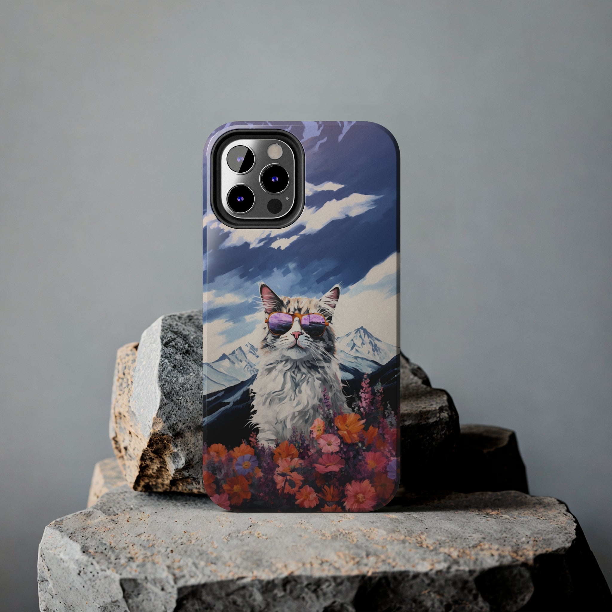 Maine Coon Magic: Impact-Resistant iPhone Case