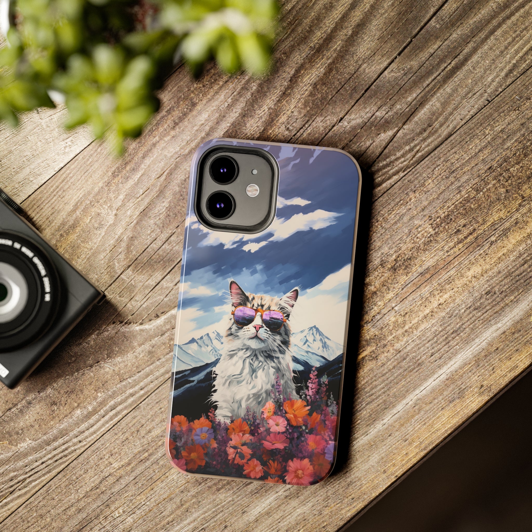 Maine Coon Magic: Impact-Resistant iPhone Case
