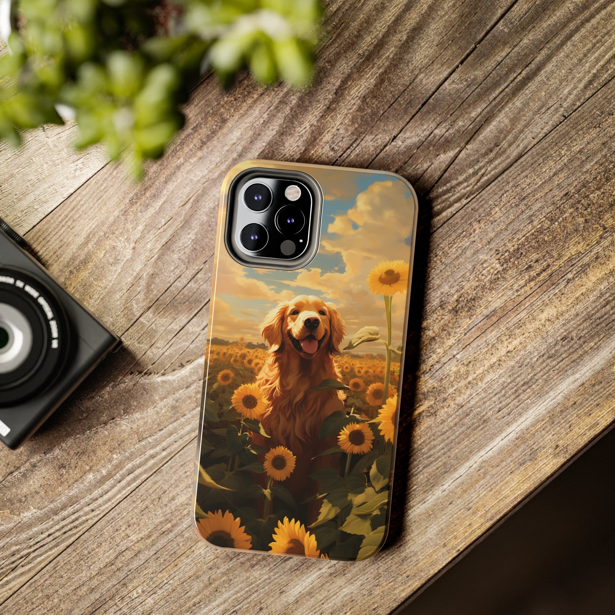 Golden Retriever Love: Impact-Resistant iPhone Case