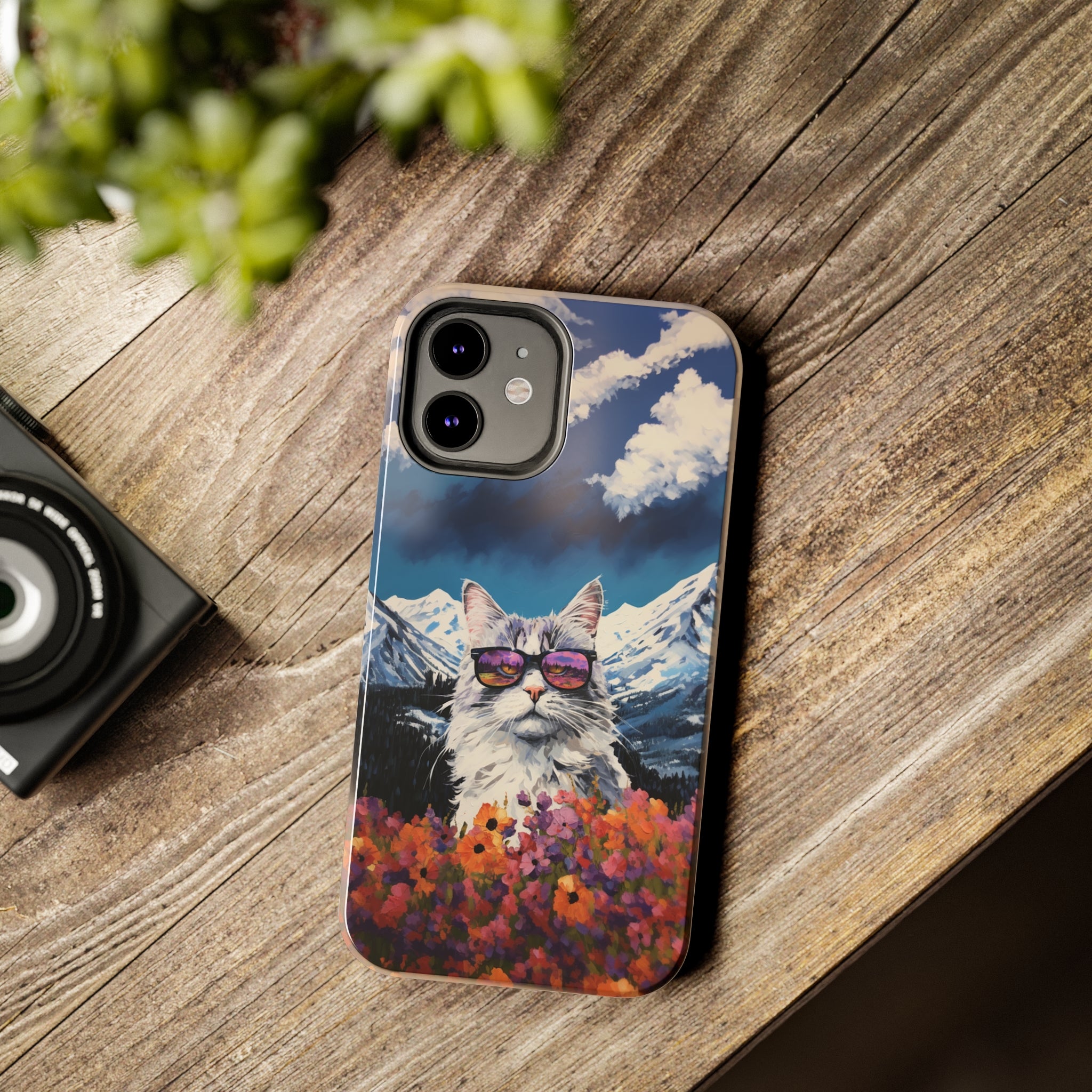 Maine Coon Magic: Impact-Resistant iPhone Case