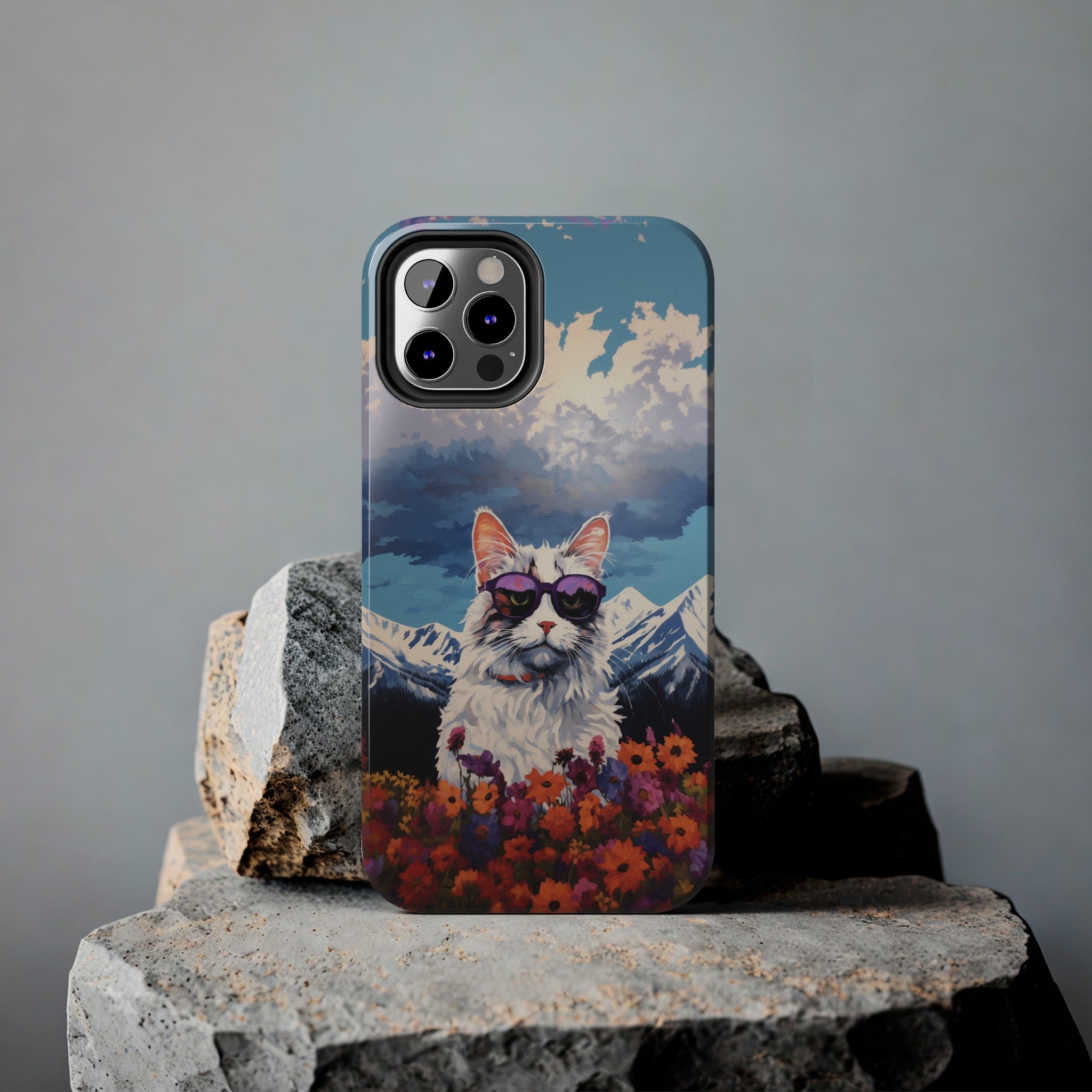 Maine Coon Magic: Impact-Resistant iPhone Case