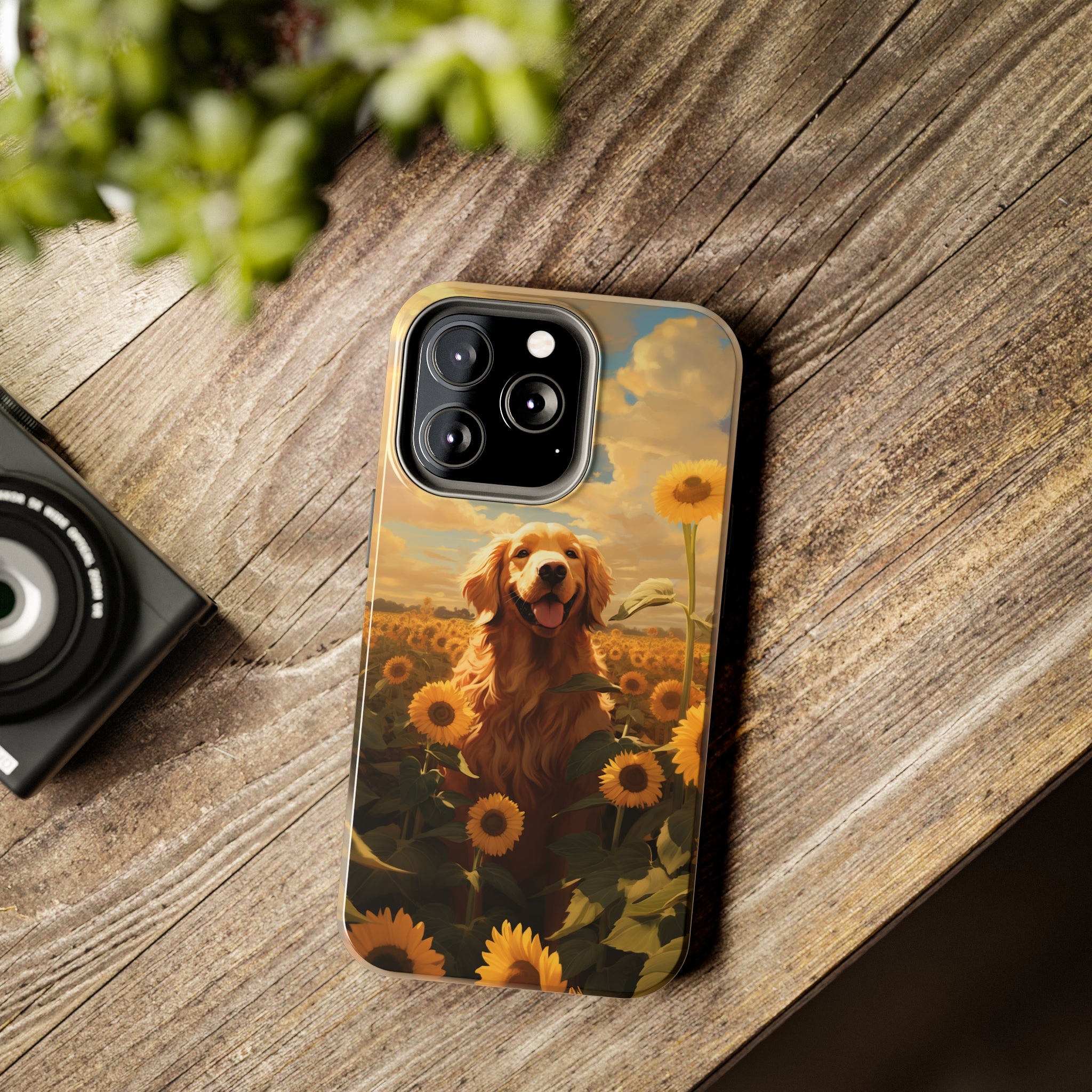 Golden Retriever Love: Impact-Resistant iPhone Case