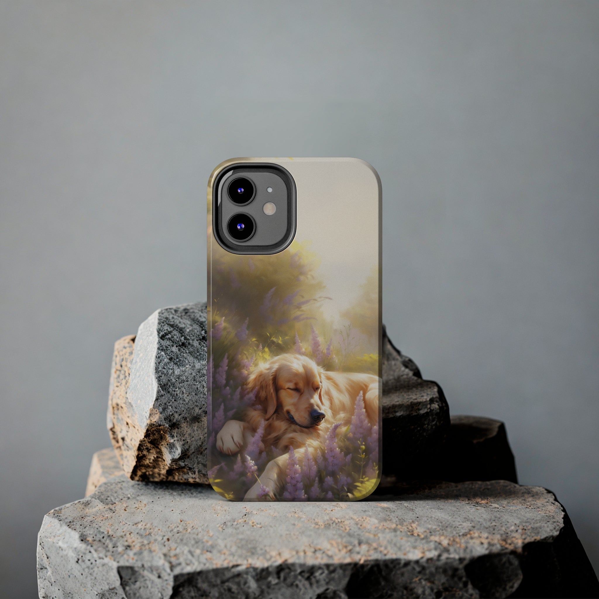 Golden Retriever Love: Impact-Resistant iPhone Case