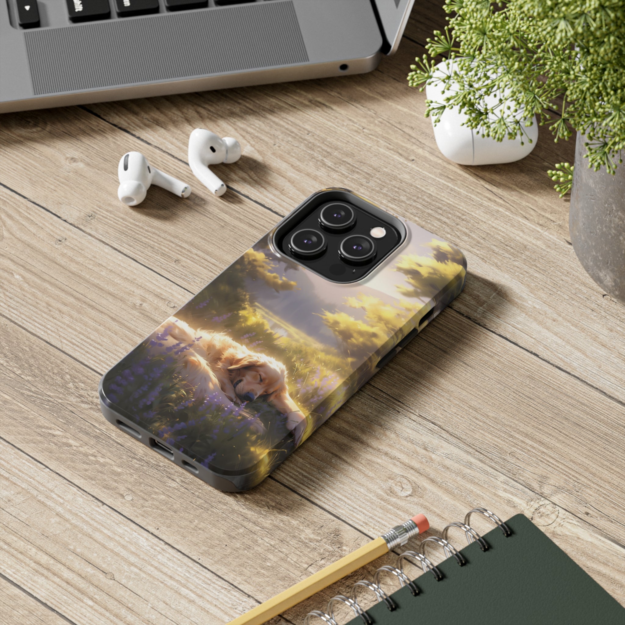 Golden Retriever Love: Impact-Resistant iPhone Case