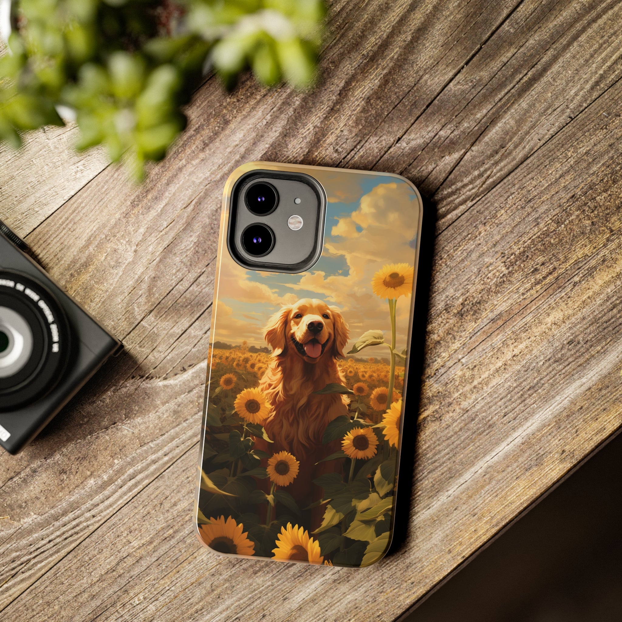 Golden Retriever Love: Impact-Resistant iPhone Case