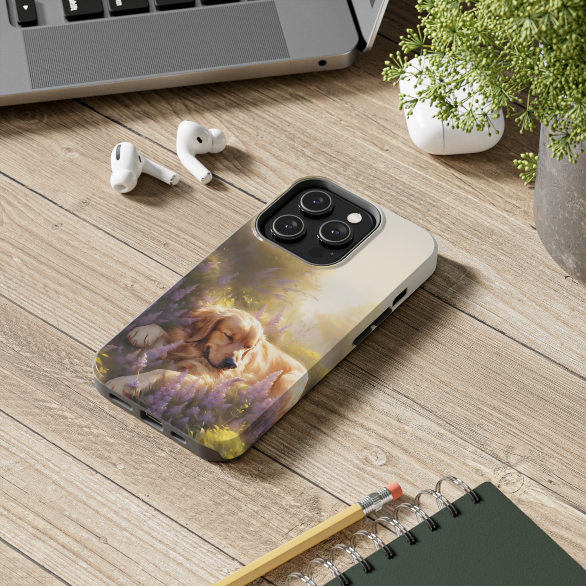 Golden Retriever Love: Impact-Resistant iPhone Case