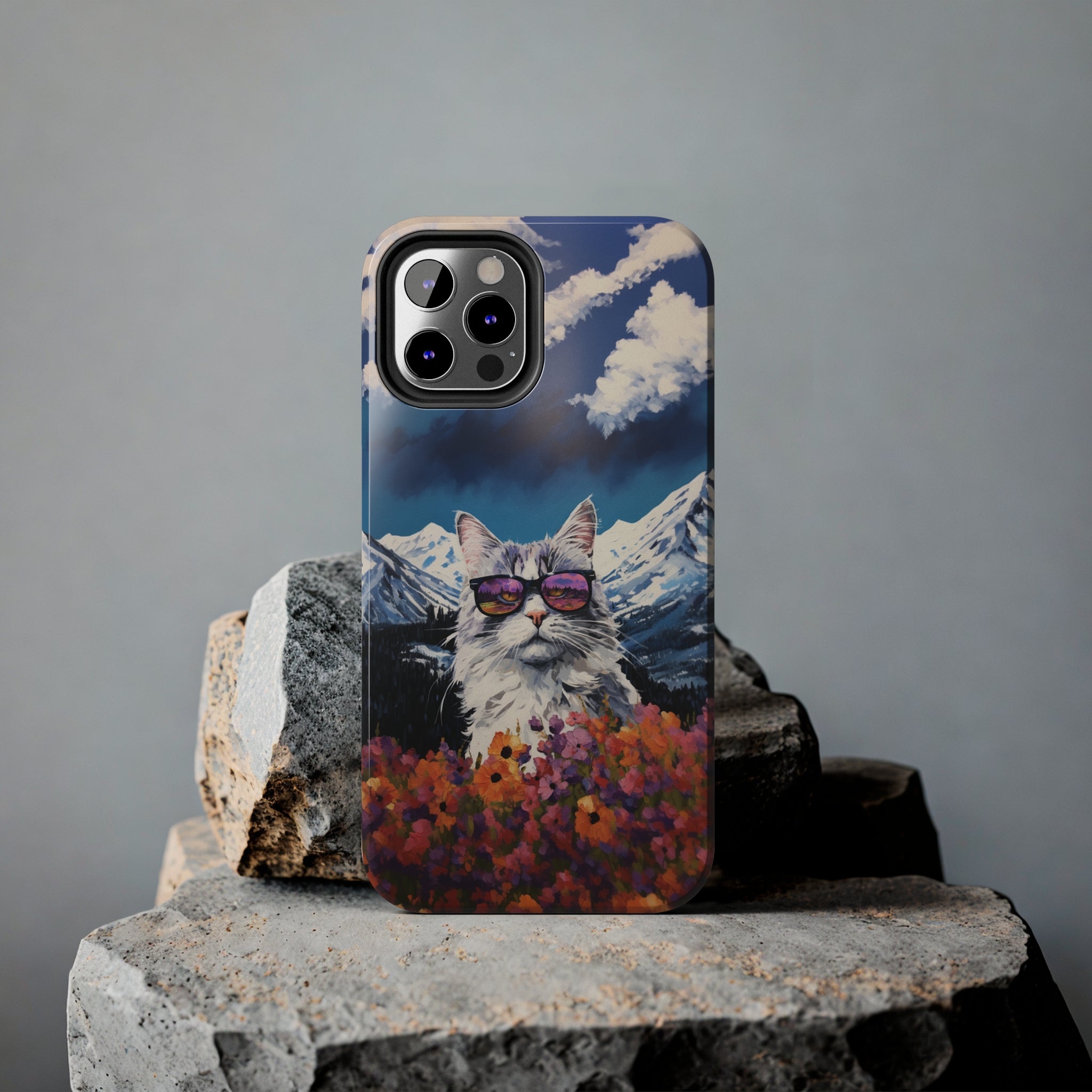 Maine Coon Magic: Impact-Resistant iPhone Case