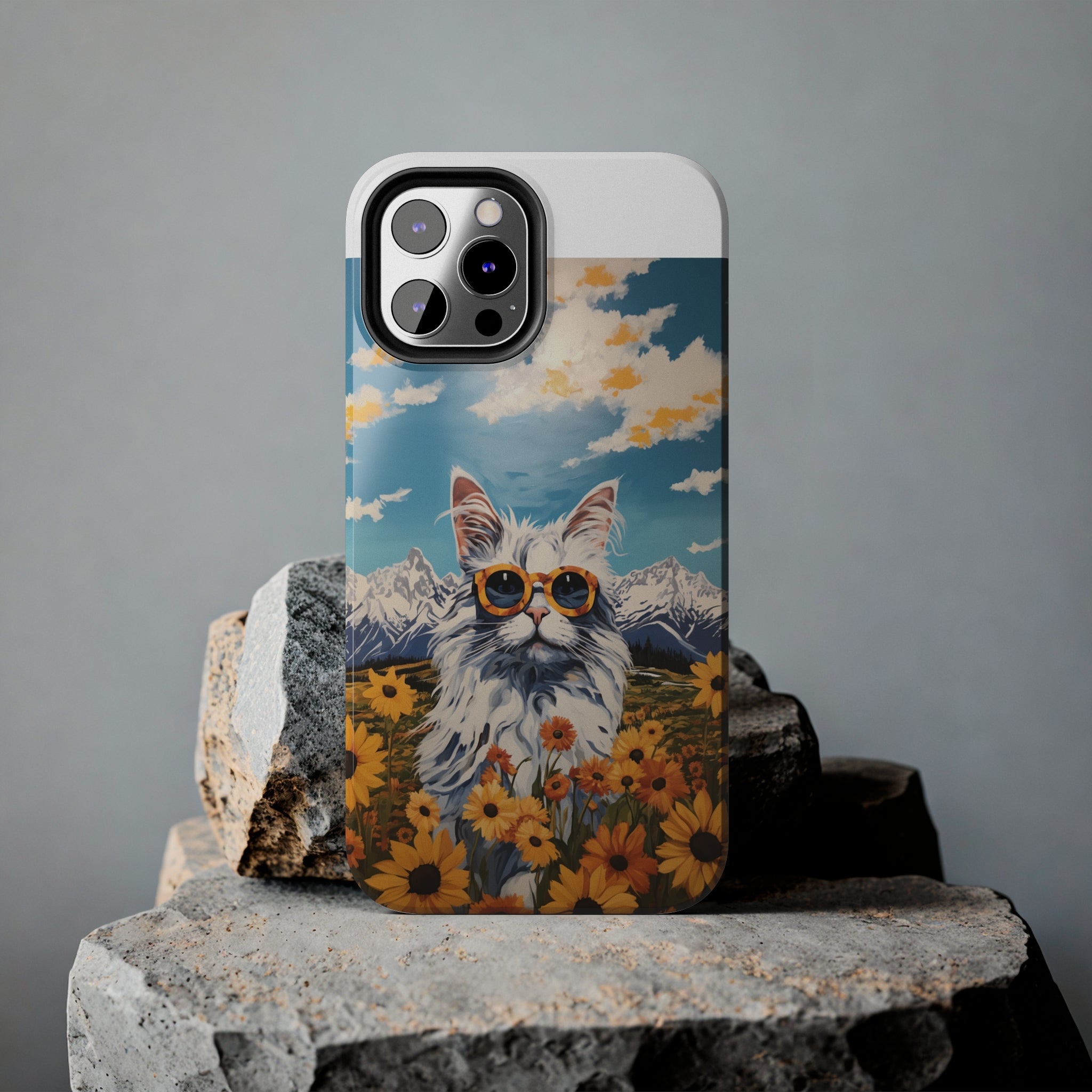 Maine Coon Magic: Impact-Resistant iPhone Case