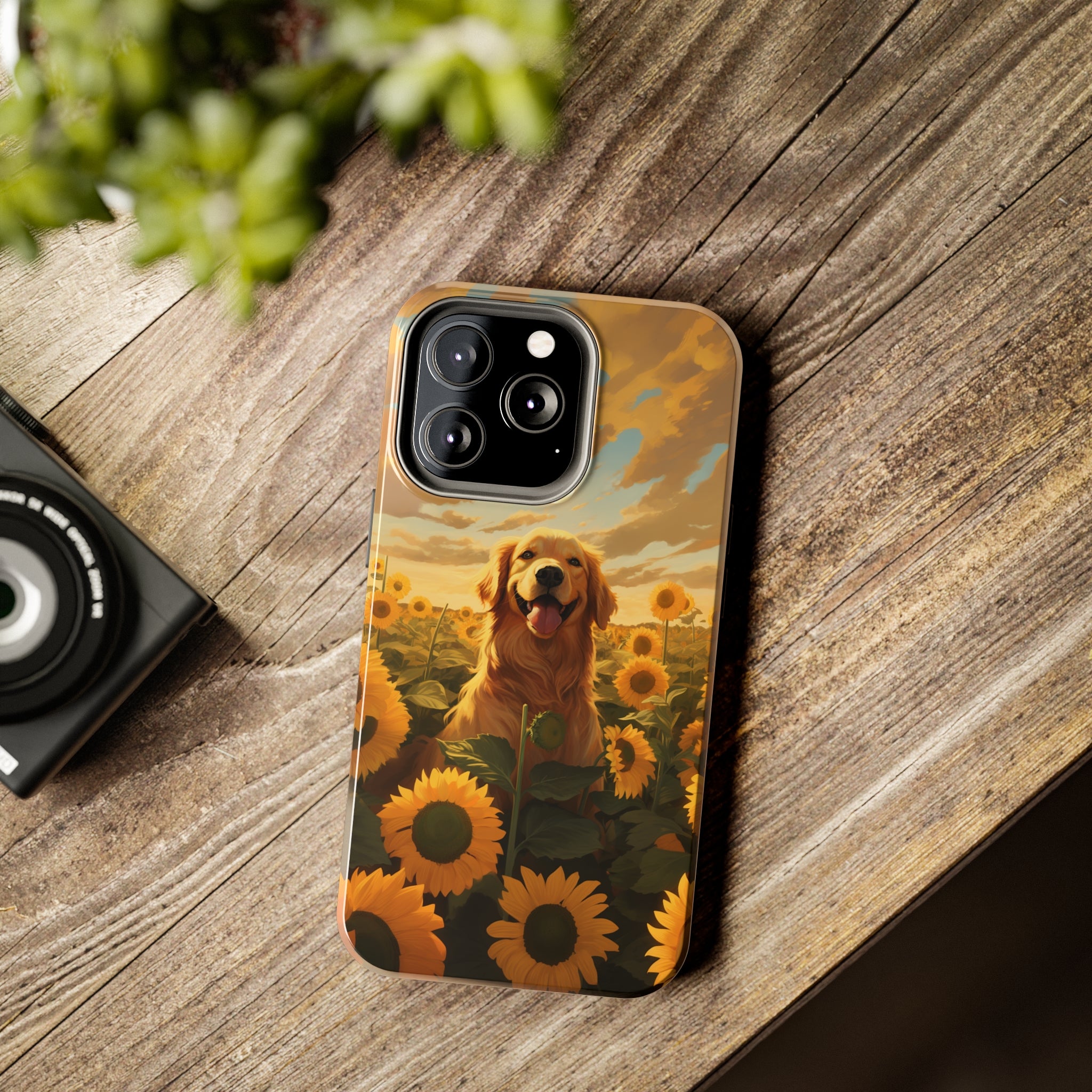 Golden Retriever Love: Impact-Resistant iPhone Case