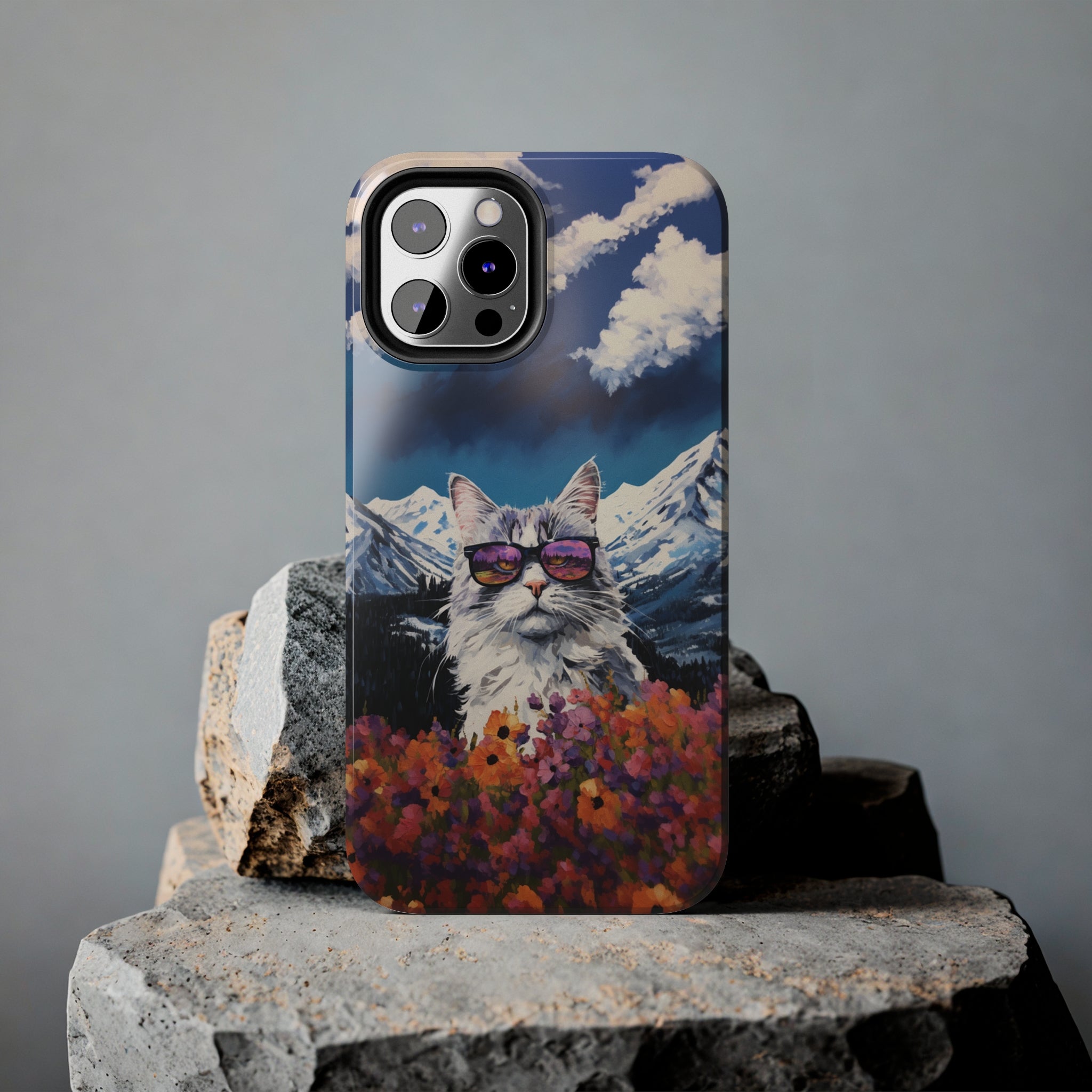 Maine Coon Magic: Impact-Resistant iPhone Case